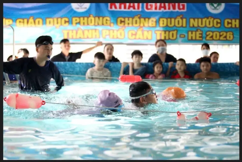 Khai giảng lớp giáo dục phòng, chống đuối nước cho trẻ em hè 2026 (ảnh 1/3)