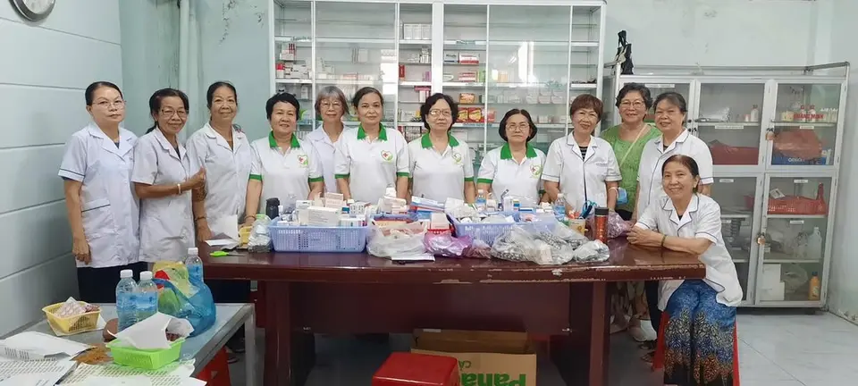 Phòng khám Nội nhân đạo khám và cấp phát thuốc miễn phí lần thứ 76 (ảnh 1/5)