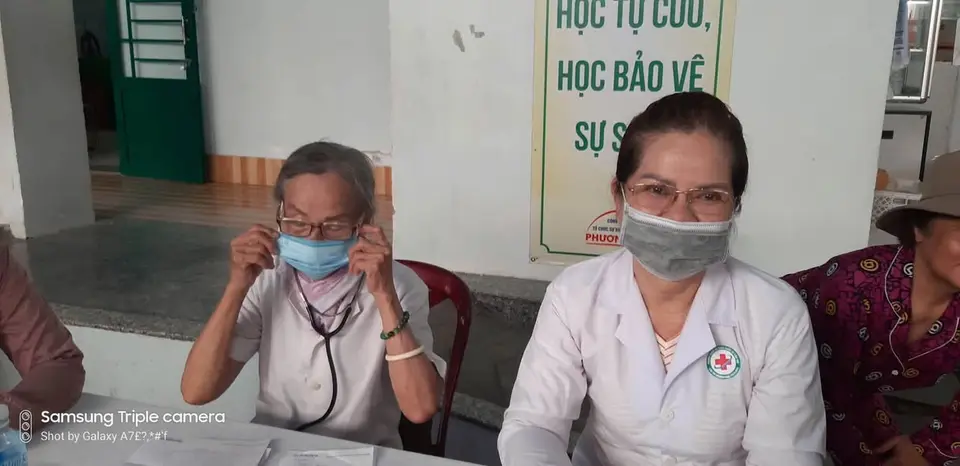 Phòng khám Nội nhân đạo khám và cấp phát thuốc miễn phí lần thứ 90 (ảnh 5/5)