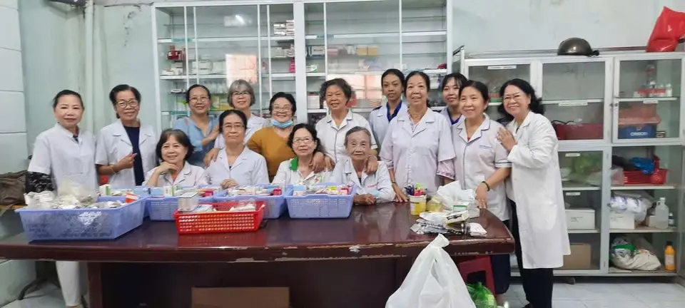 Phòng khám Nội nhân đạo trở lại sau Tết, khám miễn phí lần thứ 79 (ảnh 1/5)